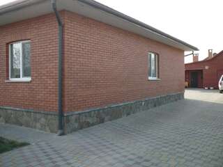 Дома для отпуска Усадьба Cветлые Росы Брест Дом с 3 спальнями-100