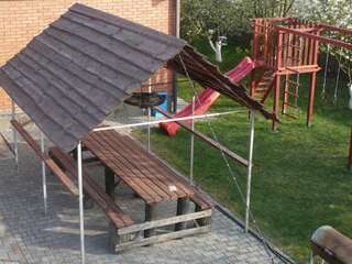 Дома для отпуска Усадьба Cветлые Росы Брест Дом с 3 спальнями-107