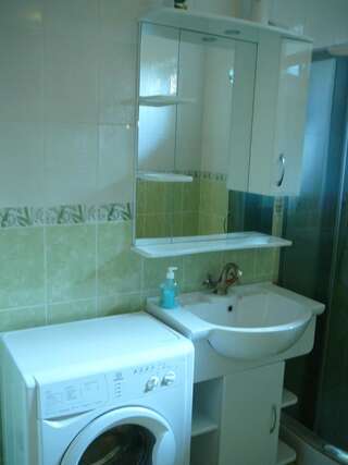 Дома для отпуска Усадьба Cветлые Росы Брест Дом с 3 спальнями-33