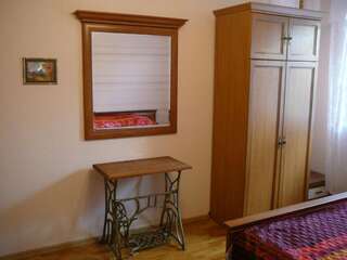 Дома для отпуска Усадьба Cветлые Росы Брест Дом с 3 спальнями-49