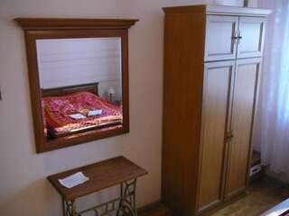 Дома для отпуска Усадьба Cветлые Росы Брест Дом с 3 спальнями-81